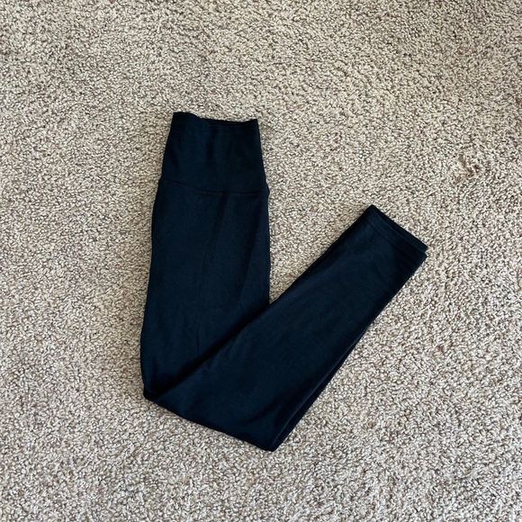Aerie Offline Original Legging Hi-Rise Size M Short - Picture 3 of 6